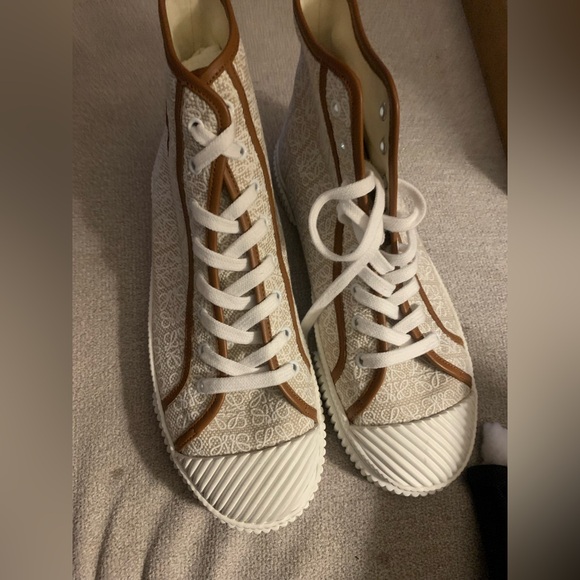 NEW LOEWE HIGH TOP SNEAKERS SIZE 42 - Picture 3 of 7